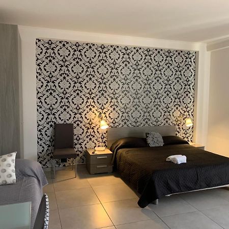 Raggio Di Sole Aparthotel San Cesareo Exteriör bild