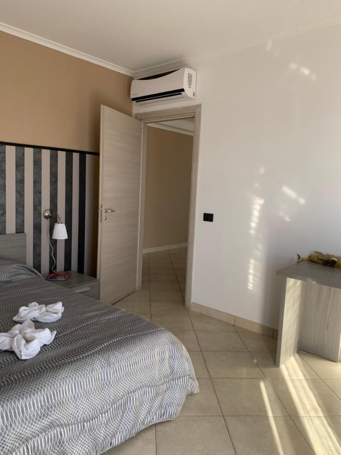 Raggio Di Sole Aparthotel San Cesareo Exteriör bild