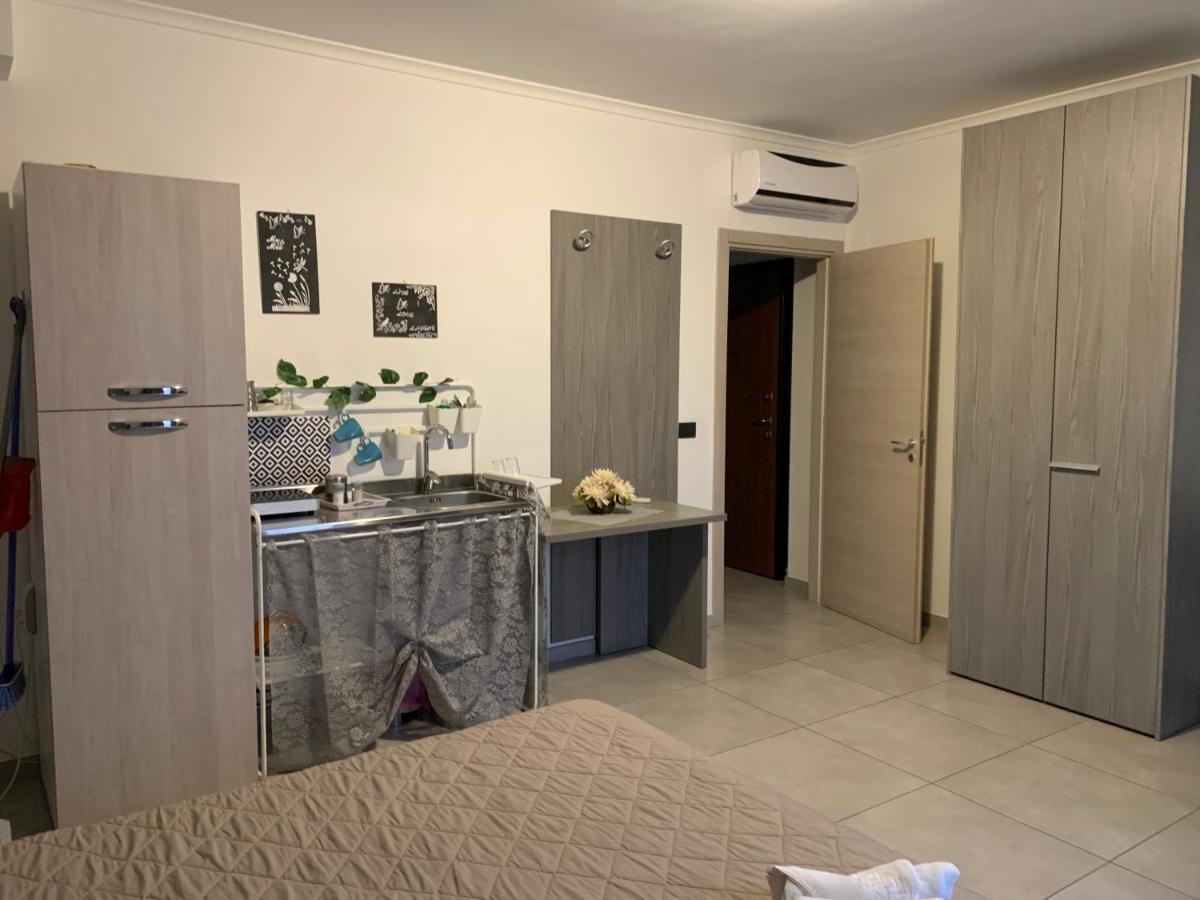 Raggio Di Sole Aparthotel San Cesareo Exteriör bild