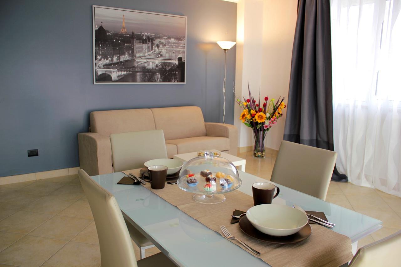Raggio Di Sole Aparthotel San Cesareo Exteriör bild
